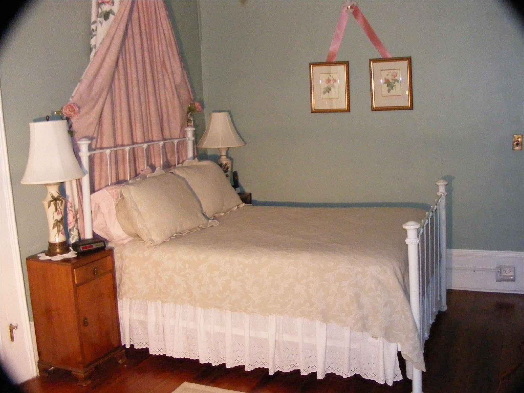 Allison House Inn Куінсі Екстер'єр фото