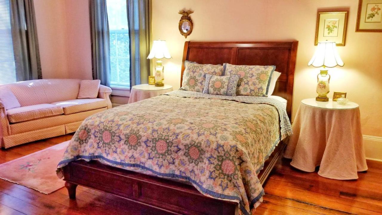 Allison House Inn Куінсі Екстер'єр фото
